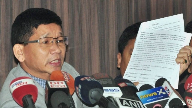 hcstaysdisqualification14dissidentcongmlasofarunachalpradesh